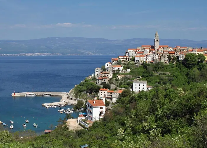 بيت للعطل House With A Parking Space Vrbnik, Krk - 5426